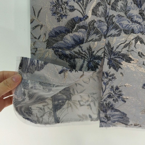 BCBG MAX AZRIA Floral Embroidery Knee Length Skirt Sz. 8 NWT - Picture 4 of 7